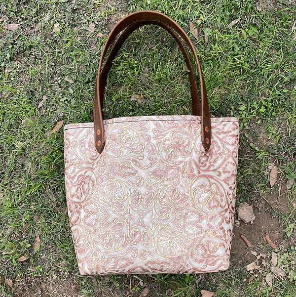 Megan Tote