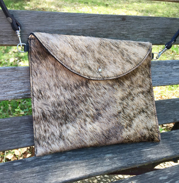 Christina Crossbody