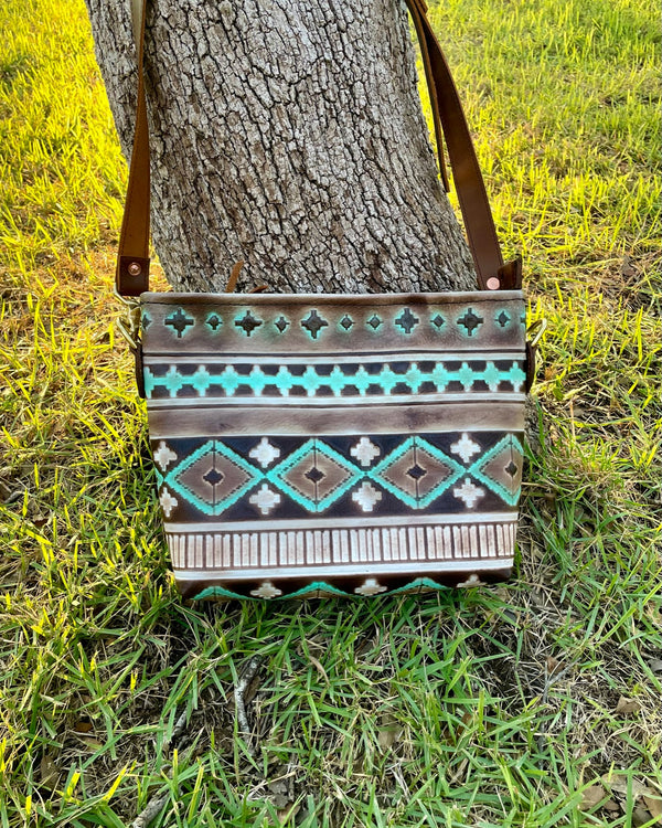 Betsy Crossbody