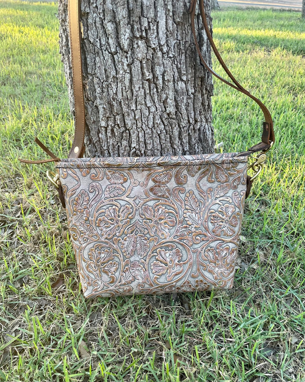 Betsy Crossbody